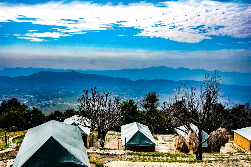 PATHANKOT - DHARAMAHALA - BIR - BAROT VALLEY